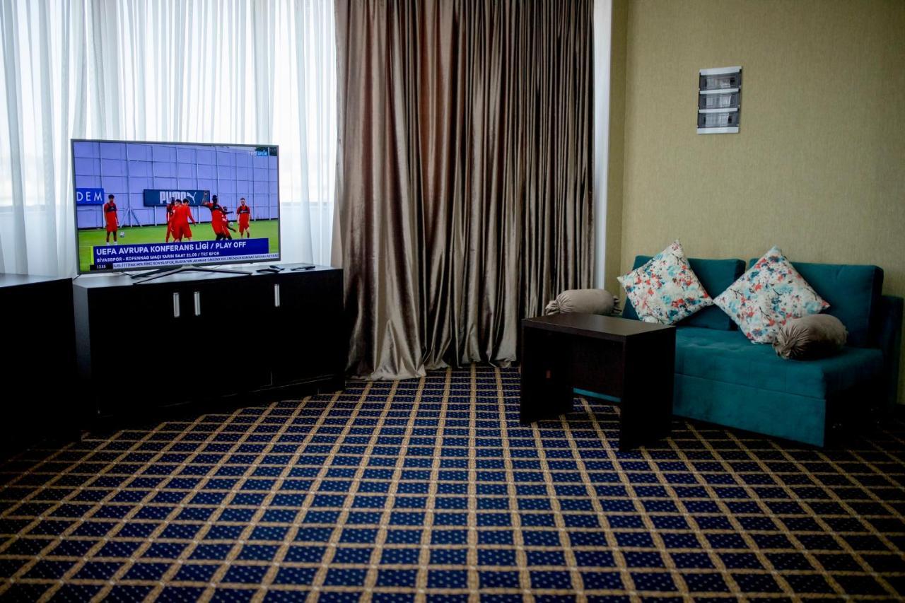 Corniche Hotel Baku Eksteriør billede