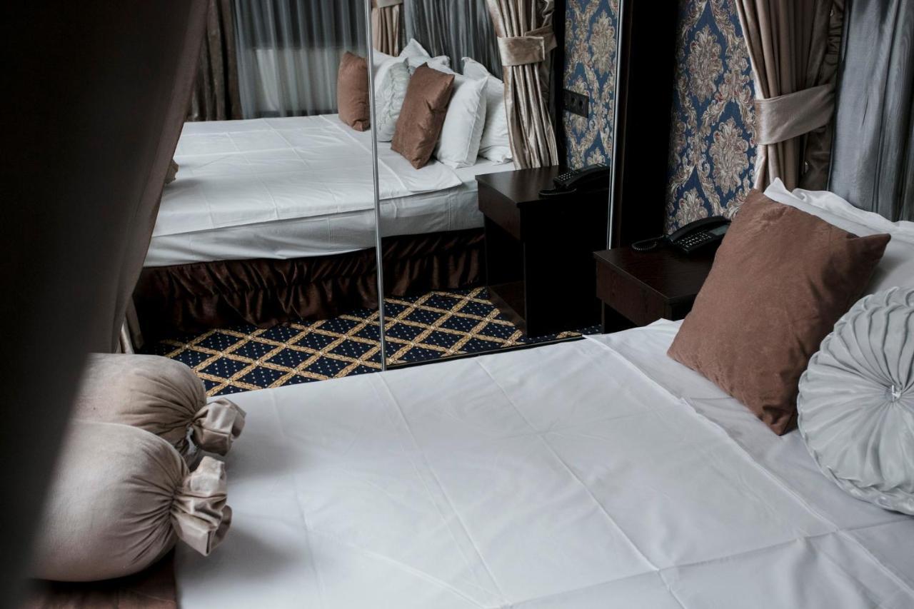 Corniche Hotel Baku Eksteriør billede