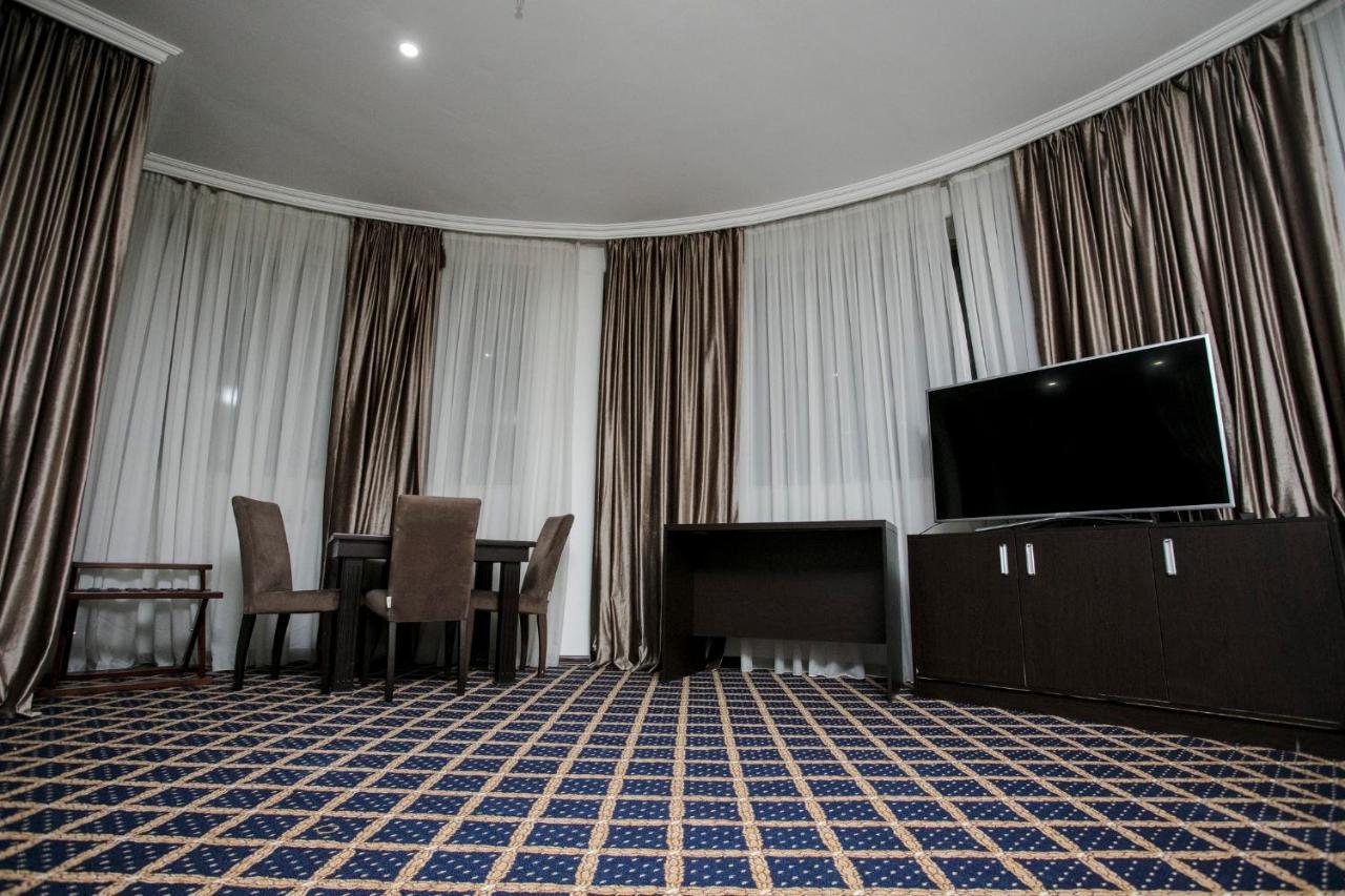 Corniche Hotel Baku Eksteriør billede